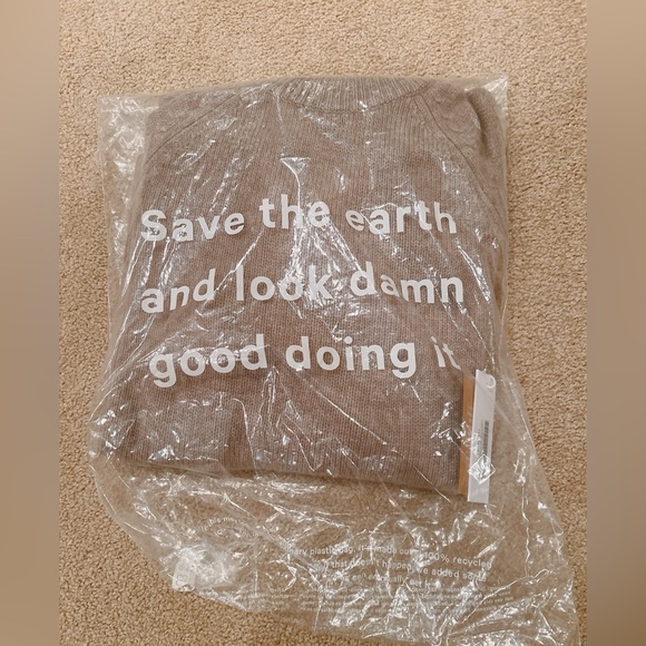 Reformation Garrett Cashmere Oversized Turtleneck - Picture 4 of 5